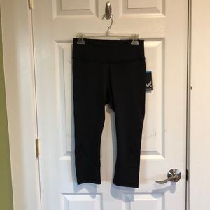 Mission System VaporActive Capri Leggings